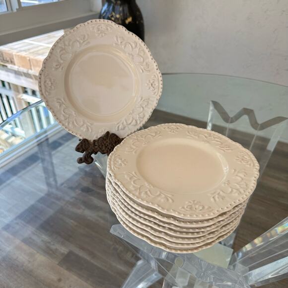 Salad Plates Better Homes and Gardens Medallion Wreath Cream Mist Set of 2 - Picture 2 of 9